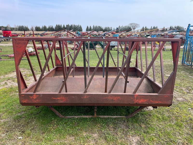 Hay/Forage/Livestock  Cattle Feeder Photo